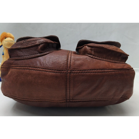 Lucky Brand Brown Leather Front Pockets Zipper Closure Shoulder Bag - Picture 5 of 13